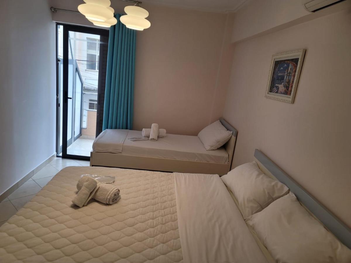 Amber Apartments Sarandë Rum bild